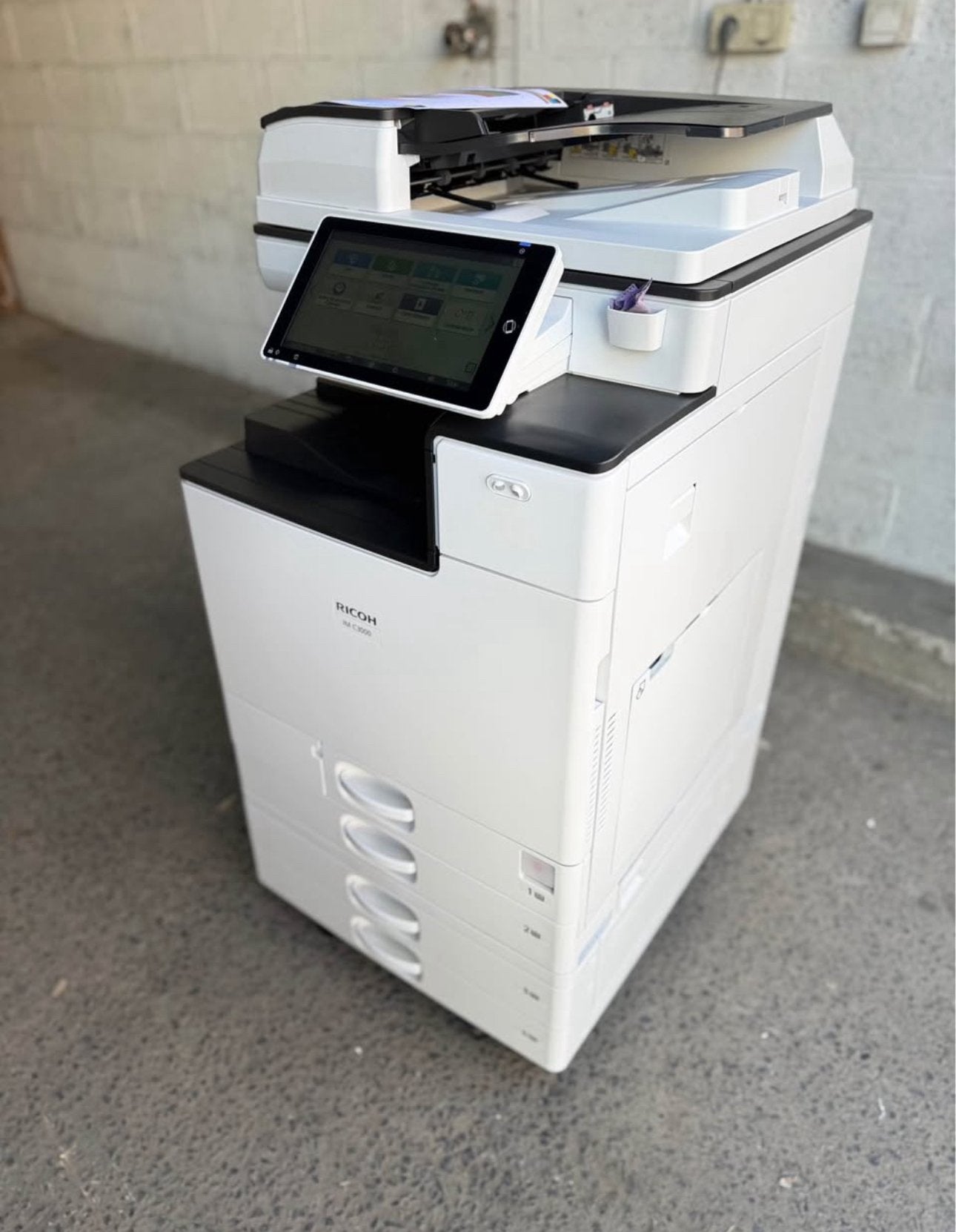 copieur Pro Couleur  RICOH IM C3000  Garantie 2 ans (New), Copier, Wi-Fi intégré, Enlèvement, Imprimante laser