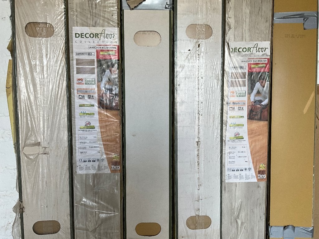 Laminaatparket “ GRATIS “, Maison & Meubles, Ameublement | Revêtements de sol, Neuf, Aggloméré, Beige, 10 à 25 m²