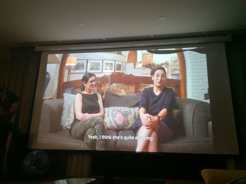 Home Cinéma - écran de projection électrique grand format, Enlèvement, Électrique, Utilisé