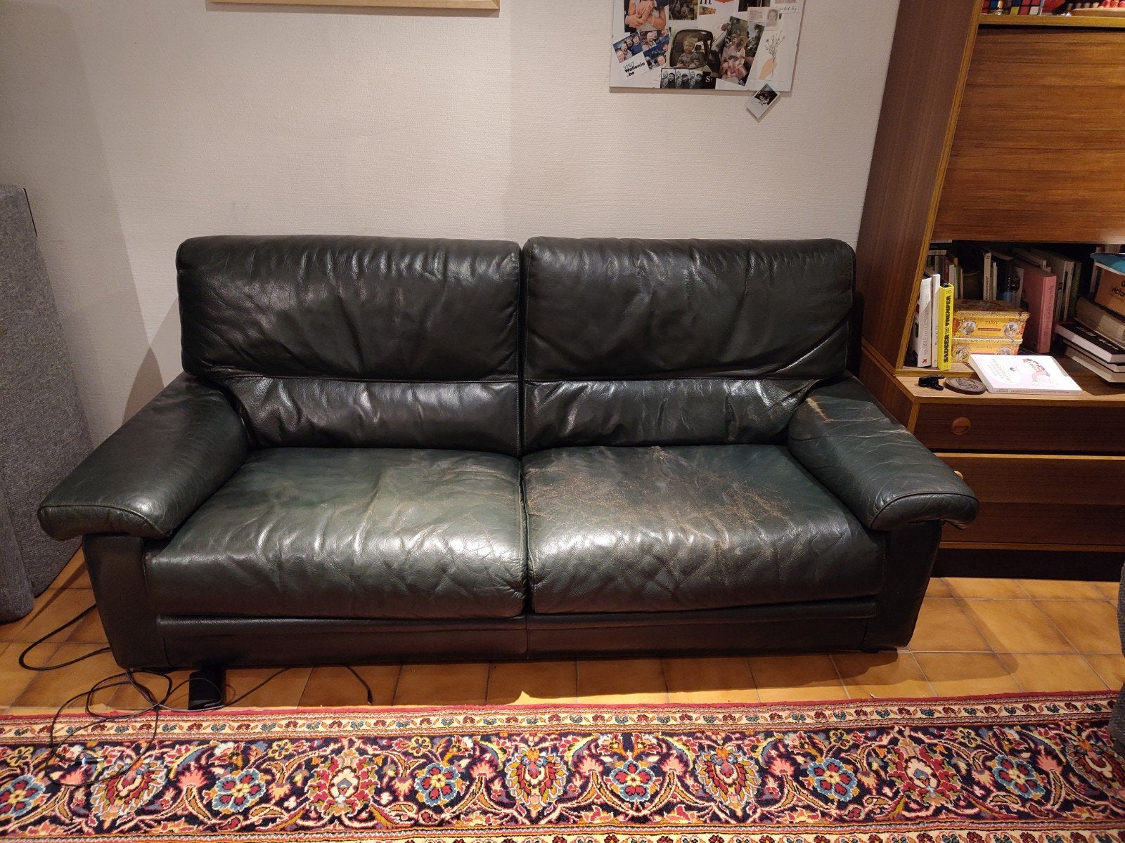 Canapé Cuir à donner!, Cuir