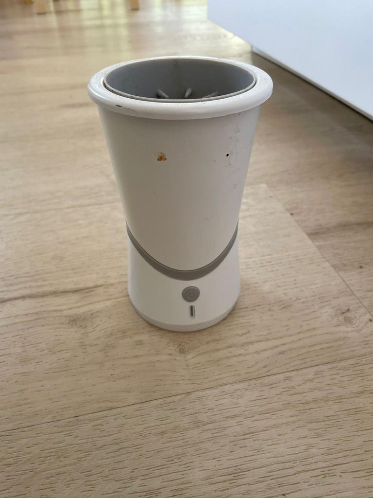 Automatische Reinigingsbeker voor Hondenvachten, Ophalen, Zo goed als nieuw