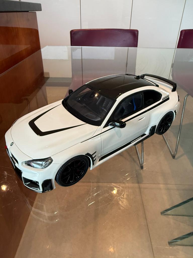 BMW M2 (G87) M Performance 1:18 GT spirit, Enlèvement ou Envoi, Comme neuf
