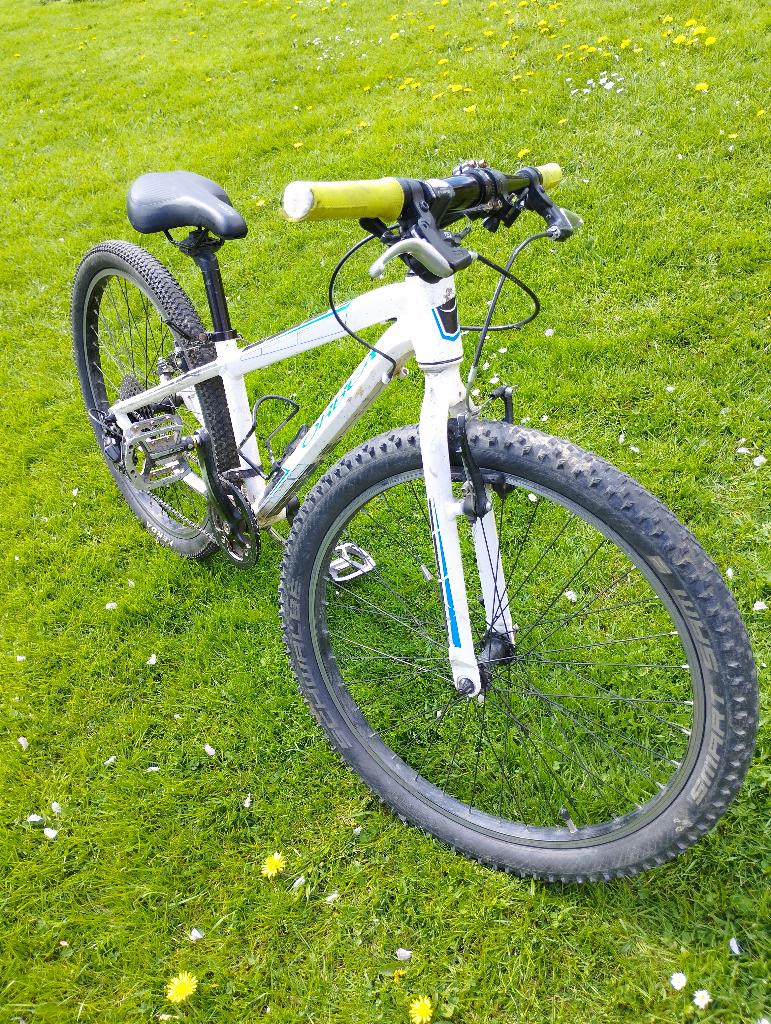 Super vélo VTT pour enfant 10-14 ans / 24 pouces, Autres marques, Frein à tambour, Enlèvement, Utilisé
