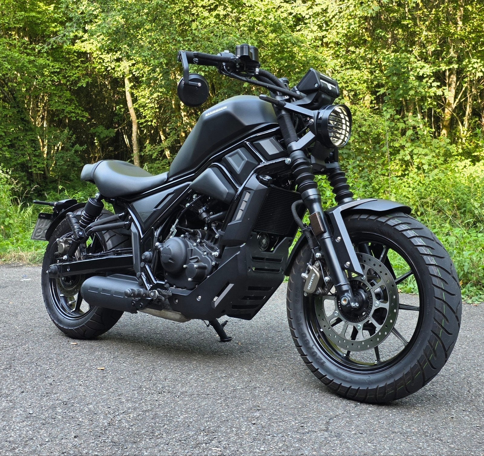 Moto Zontes 125 C Custom noir mat 2025 euro 5+, Motos, Enlèvement
