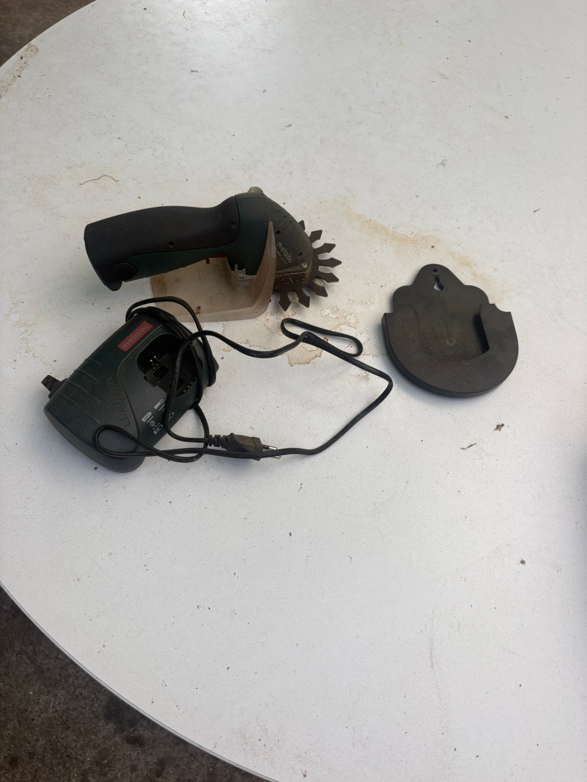 Metabo PowerCutter accu-struikenschaa, Ophalen, Accu