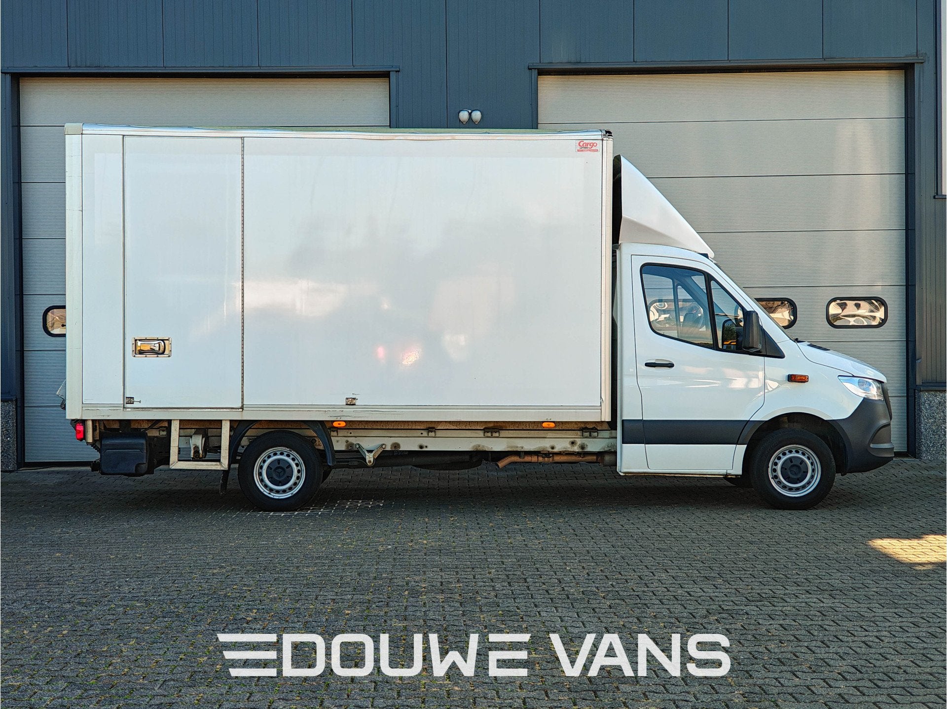 Mercedes-Benz Sprinter 317 170 PK Bakwagen Zijdeur Automaat, Auto's, Automaat, Gebruikt, Wit, Bedrijf