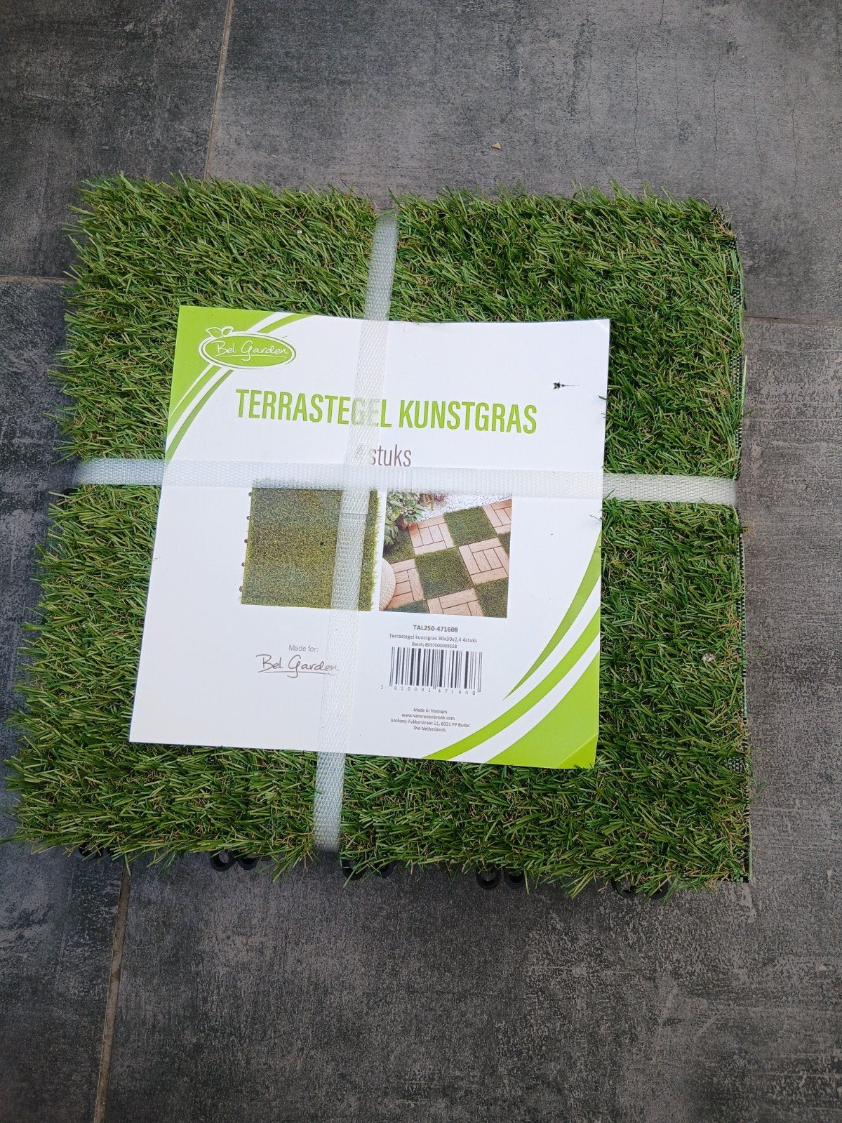 Te koop nog 12 tuintegels gras., Tuin en Terras, Ophalen of Verzenden, Gras