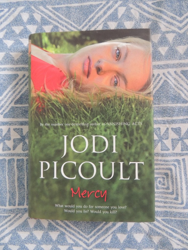 Mercy by Jodi Picoult, Boeken, Jodi Picoult, Ophalen of Verzenden, Zo goed als nieuw, Amerika