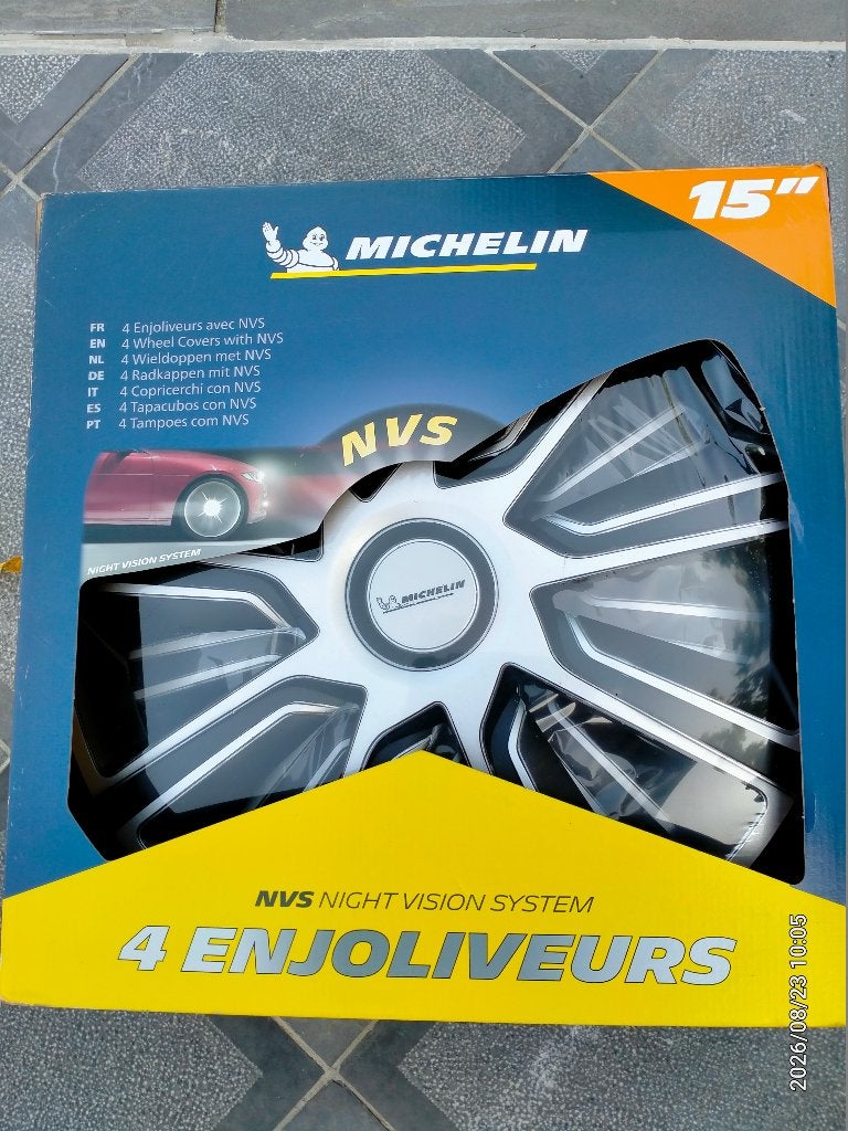 4 Enjoliveurs NVS 15 pouces Michelin neufs, Enlèvement, Neuf