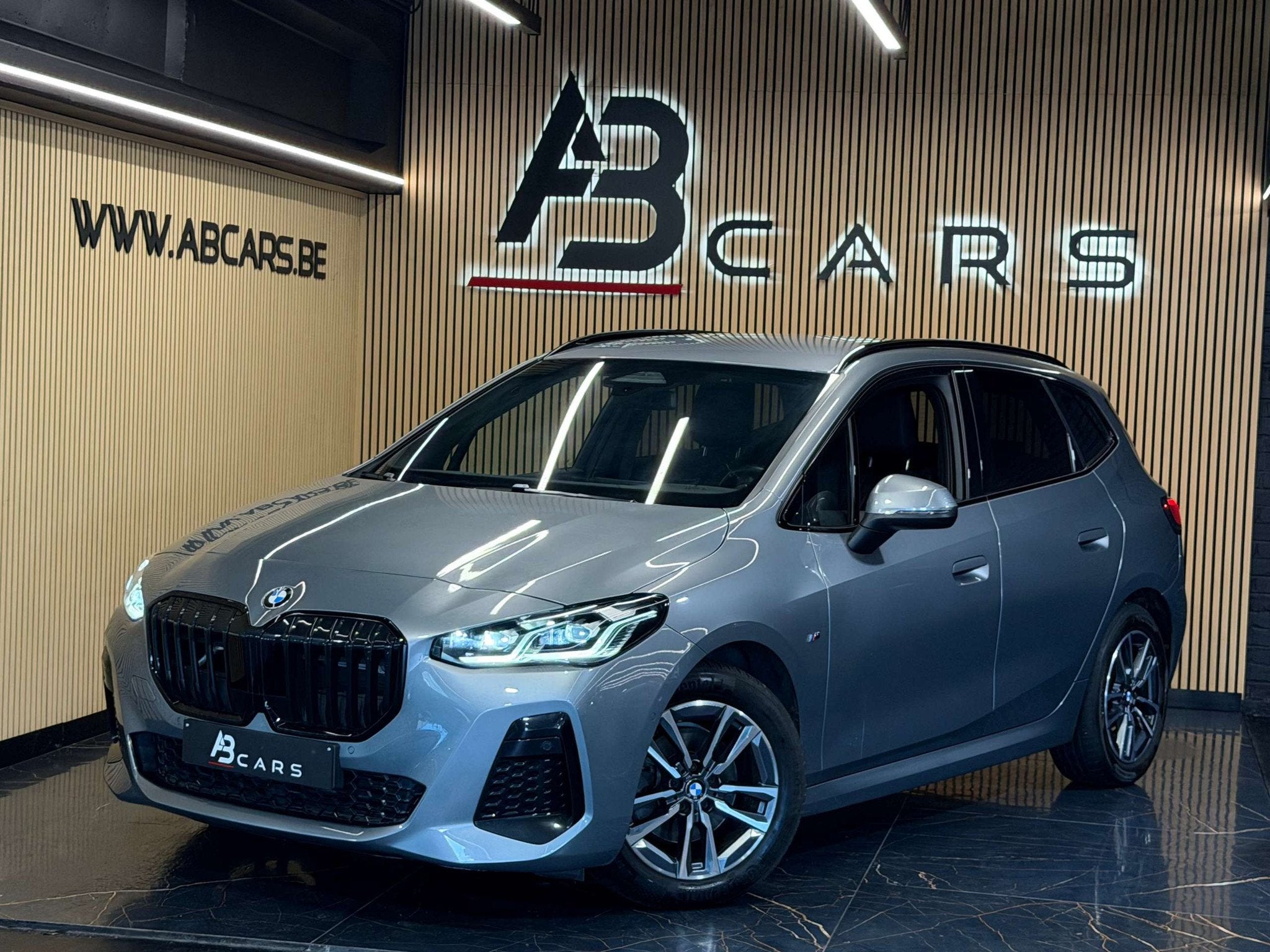 BMW 2 Serie 218 IA ACTIVER TOURER PACK M *GARANTIE 12 MOIS *, Argent ou Gris, 4 portes, Entreprise, Phares entièrement LED