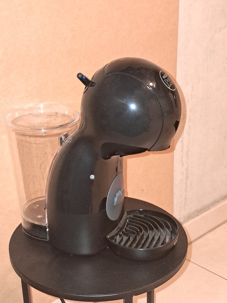 Dolce Gusto Piccolo XS, Electroménager, Machine à espresso, Réservoir d'eau amovible, Dosettes et capsules de café, Comme neuf