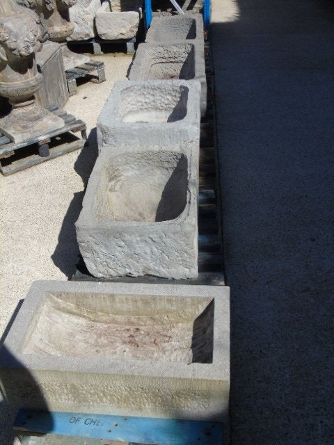 bac ou auge en pierre bleu , jardinière , grand choix !!, Moins de 30 cm, Pierre, Enlèvement, Utilisé