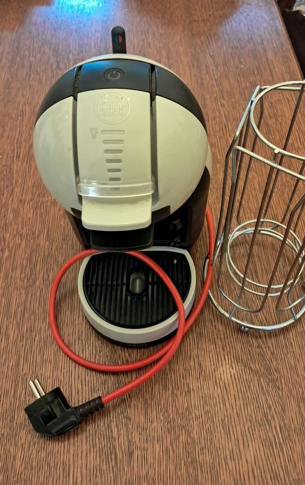 Nescafé Dolce Gusto koffiemachine + capsulehouder, Machine à espresso, Réservoir d'eau amovible, Enlèvement, Utilisé