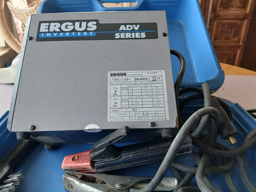 Draagbaar inverter-lasapparaat Ergus (ADV Series), Doe-het-zelf en Bouw, Gereedschap | Lasapparaten, Ophalen, Inverter