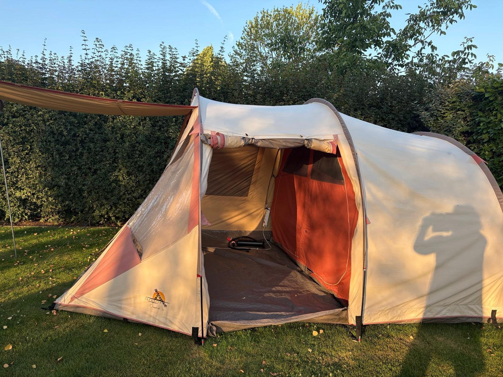 Tente familiale en parfait état, Enlèvement, Jusqu'à 4