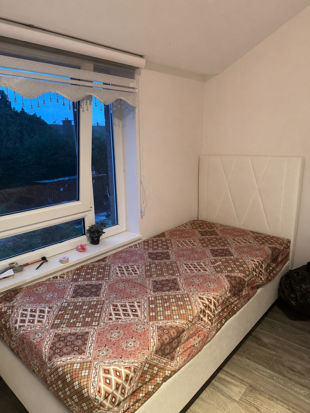 Lit coffre, 20 à 35 m², Liège (ville)