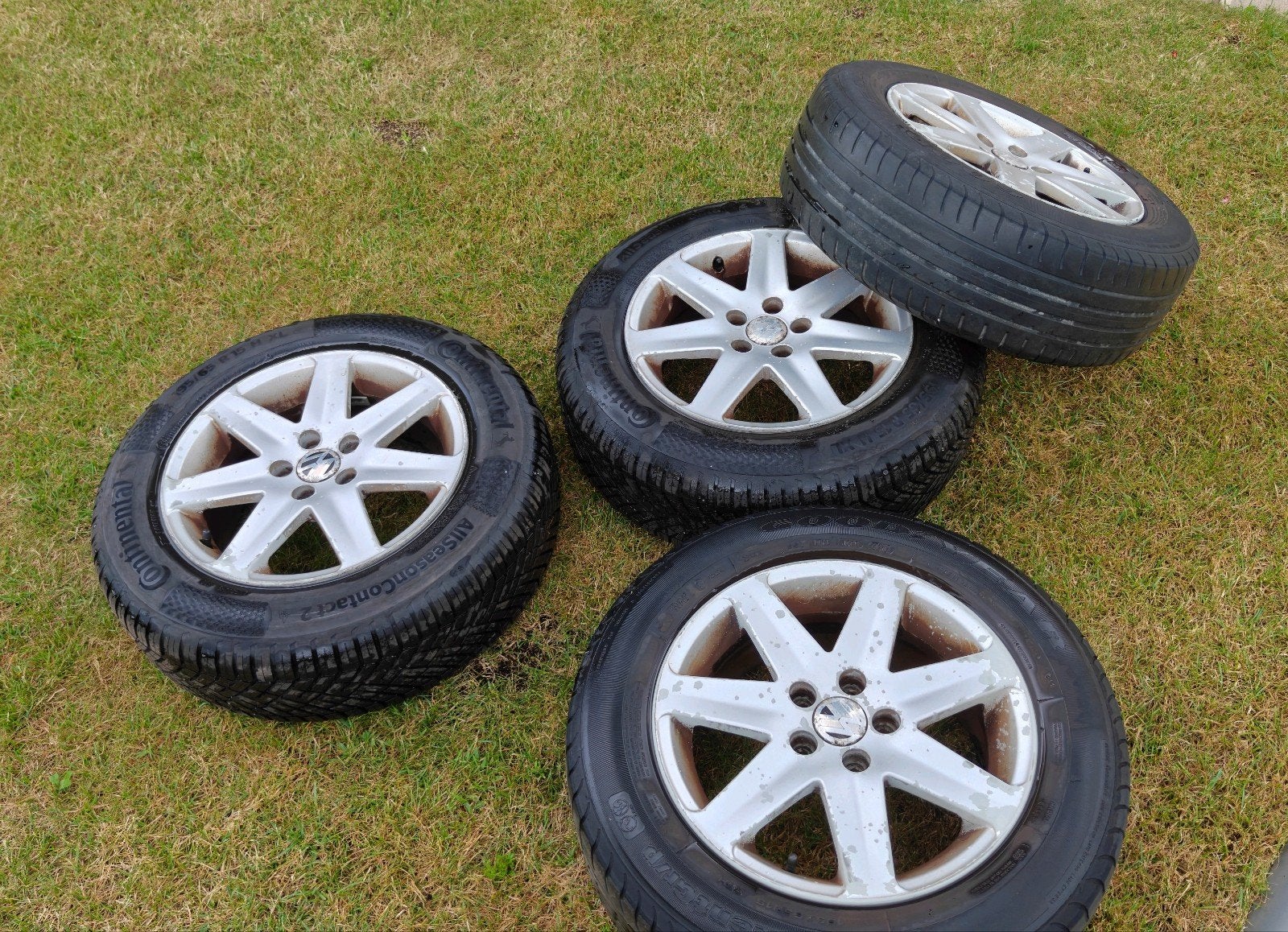 5x100 15 inch velgenset met 2 nieuwe banden, Auto-onderdelen, Ophalen, 15 inch, Band(en)