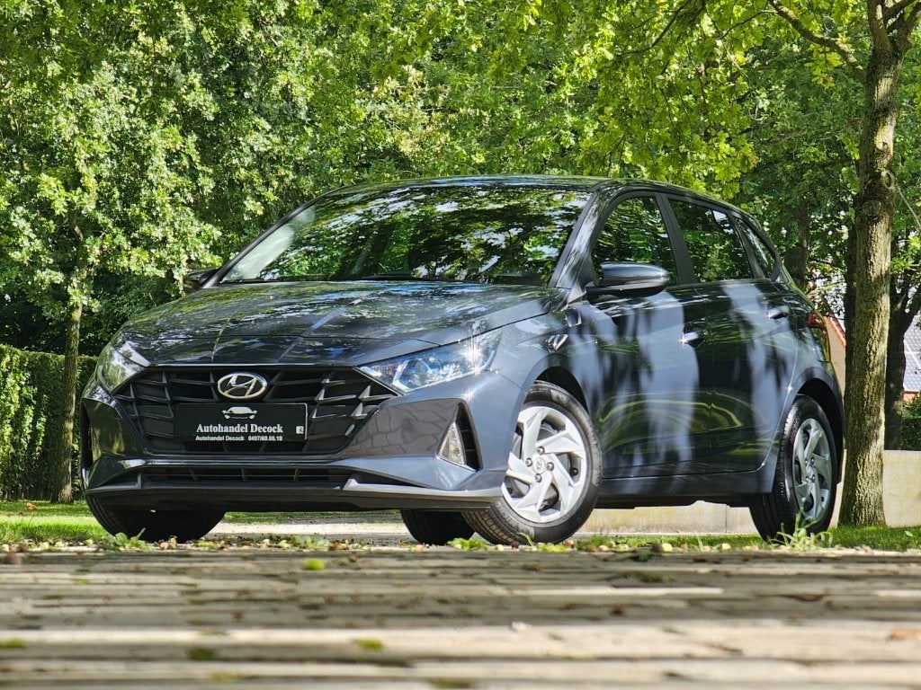 Hyundai i20 AIR | ESSENCE | FAIBLE KILOMÉTRAGE | TVA, Autos, Hyundai, 1197 cm³, Argent ou Gris, Achat, Euro 6