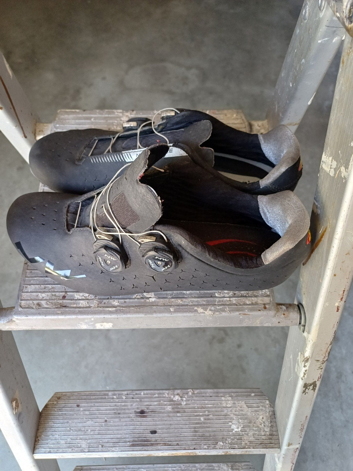 soulier velo de course, Enlèvement, Carbone