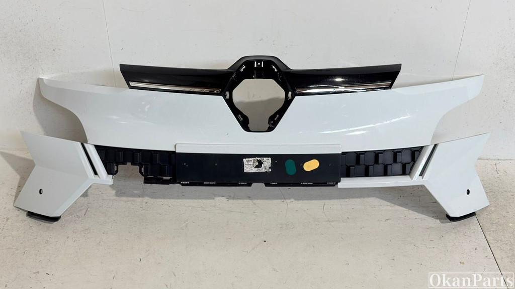 Renault Megane V e-Tech voorbumper 620224891R, Info@fabrikant.eu, Bumper, Fabrikant BV, Gebruikt