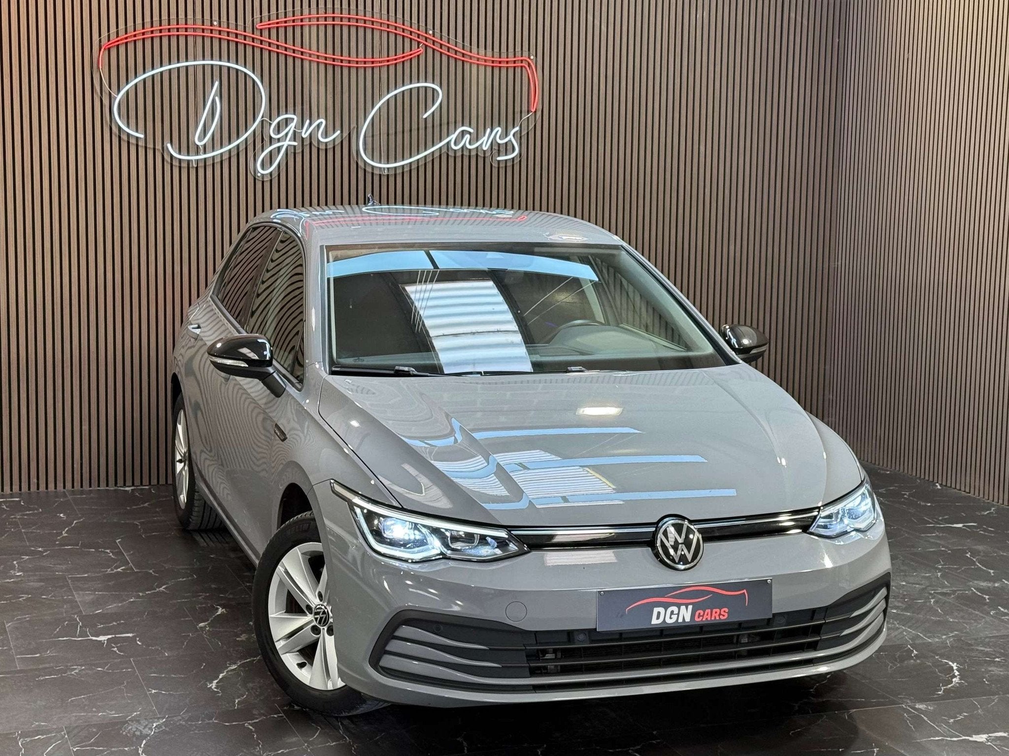 Volkswagen Golf Golf 2.0 SCR TDi 1st Edition (bj 2020), Auto's, Stof, Gebruikt, Zwart, 4 cilinders