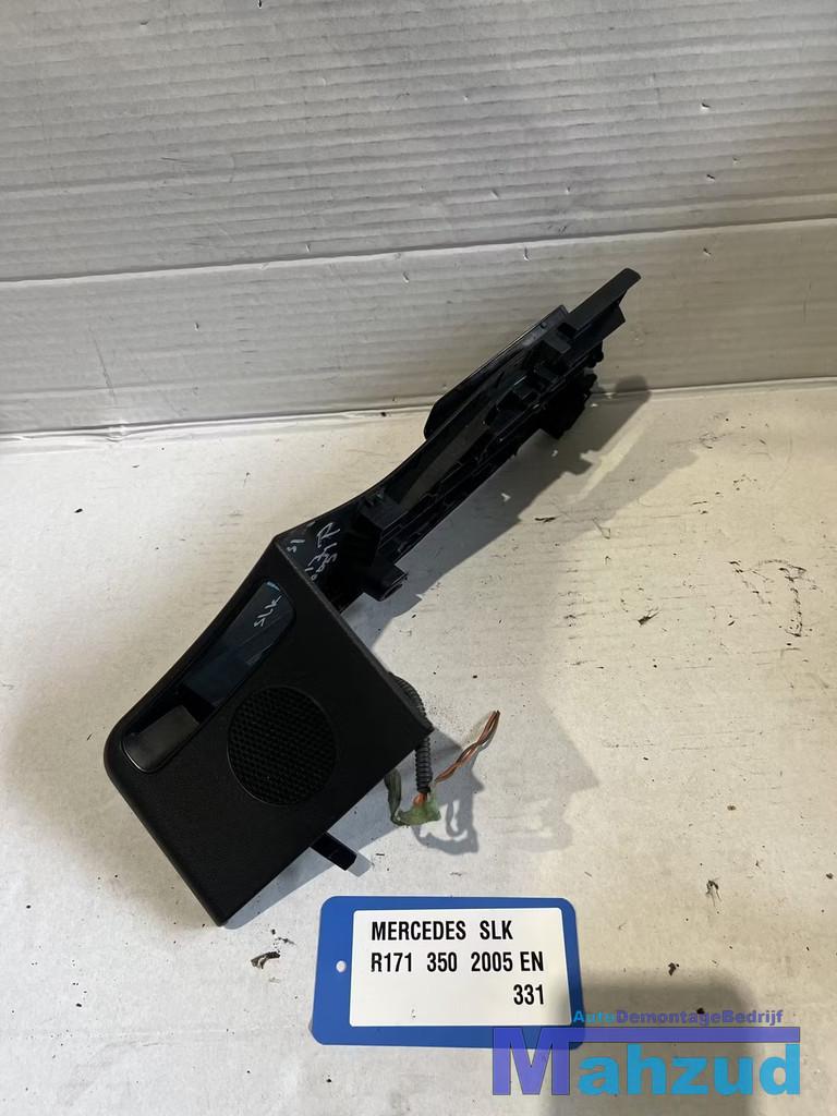 MERCEDES SLK R171 Rechts afdekkap gordel speaker 2005-2011, Gebruikt, Mercedes-Benz AG, Mercedes-Benz, Mercedesstrasse 120
70372  Stuttgart, DE