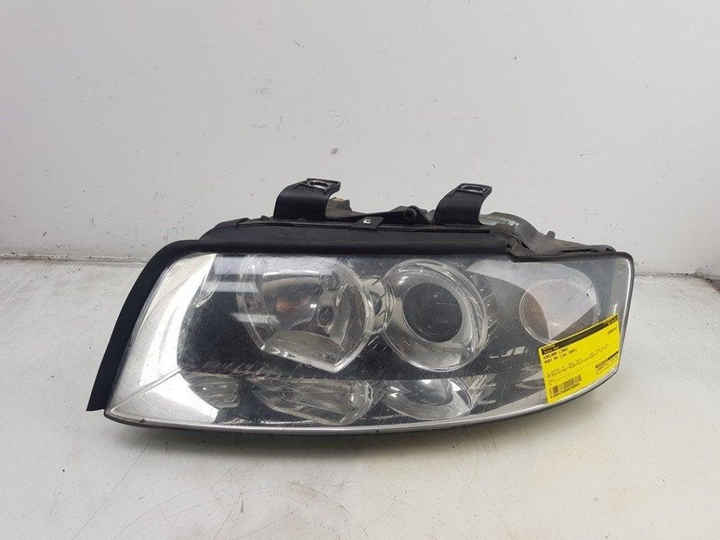 PHARE / OPTIQUE AVANT GAUCHE Audi A4 Avant (B6), Dhr. J. Ham, Administratie@autoham.nl, Audi, Utilisé