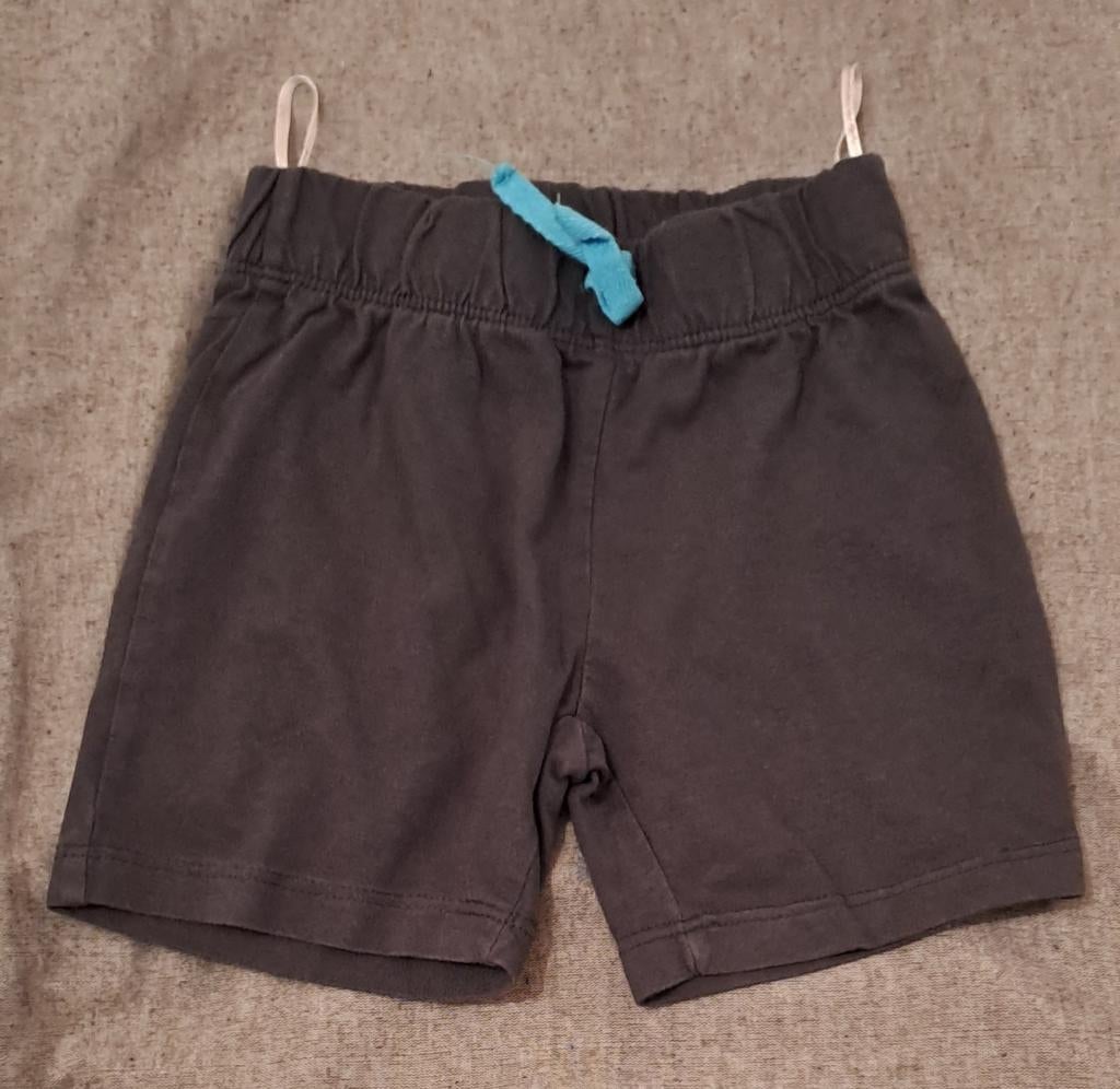 Shorts (taille 80), Enfants & Bébés, Vêtements de bébé | Taille 80, Pantalon, Garçon, C&A, Enlèvement ou Envoi