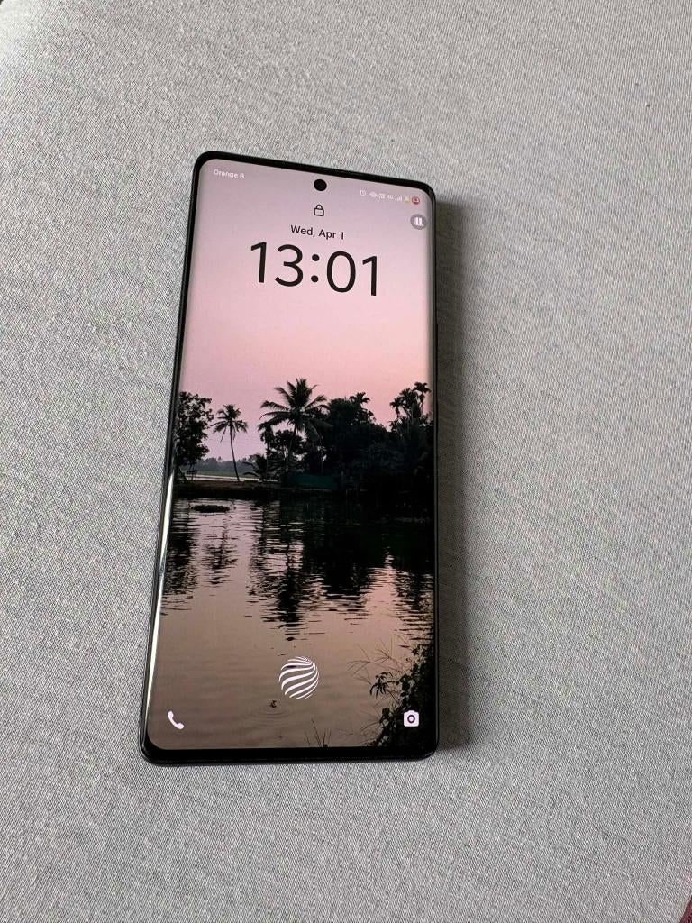 Vivo V30e 256GB – Bon état + pochette, Télécoms, Autres modèles, 6 mégapixels ou plus, Enlèvement, Utilisé