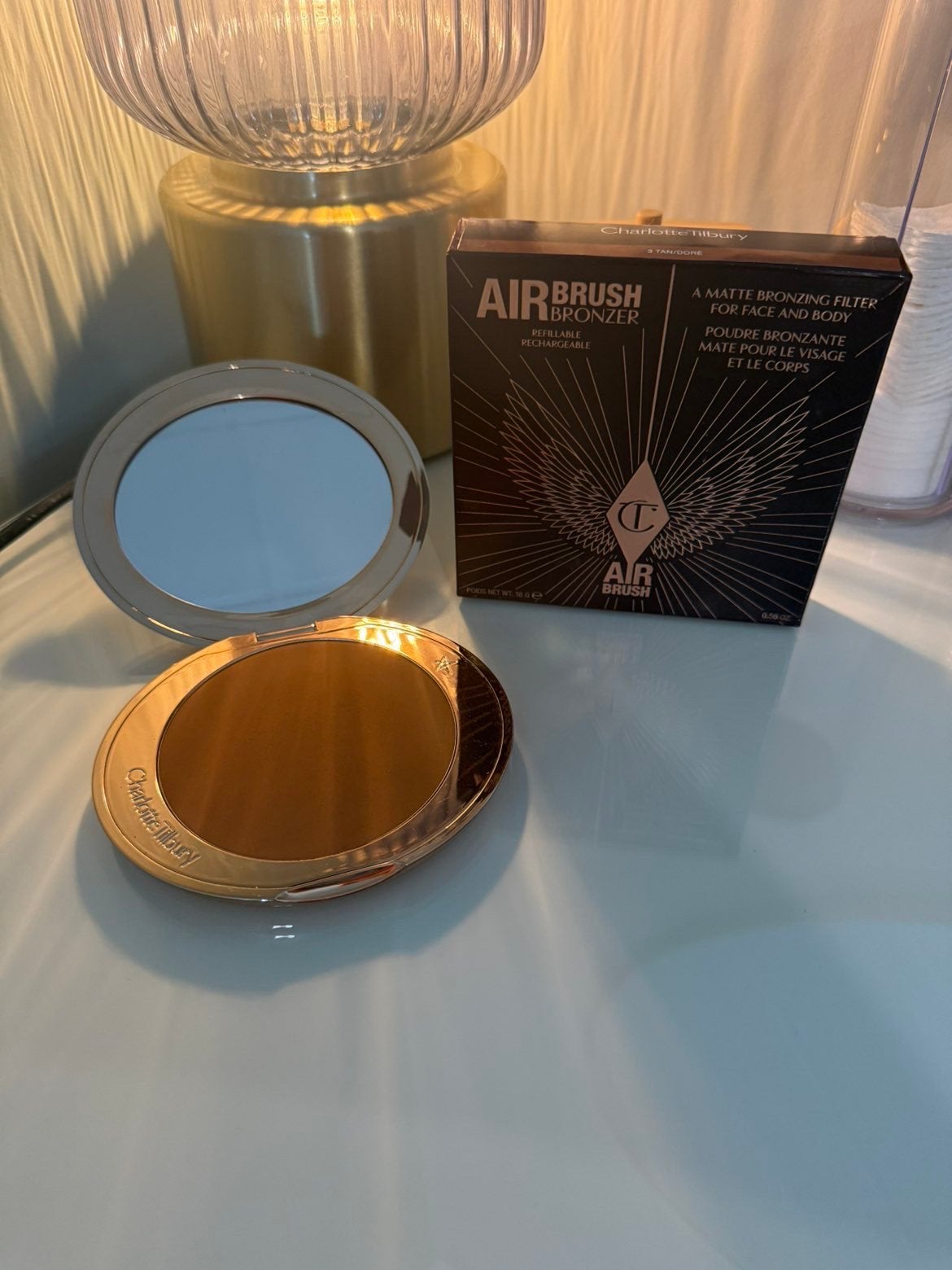 Poudre bronzante Charlotte Tilbury, Bijoux, Sacs & Beauté, Beauté | Cosmétiques & Maquillage, Enlèvement, Neuf, Maquillage