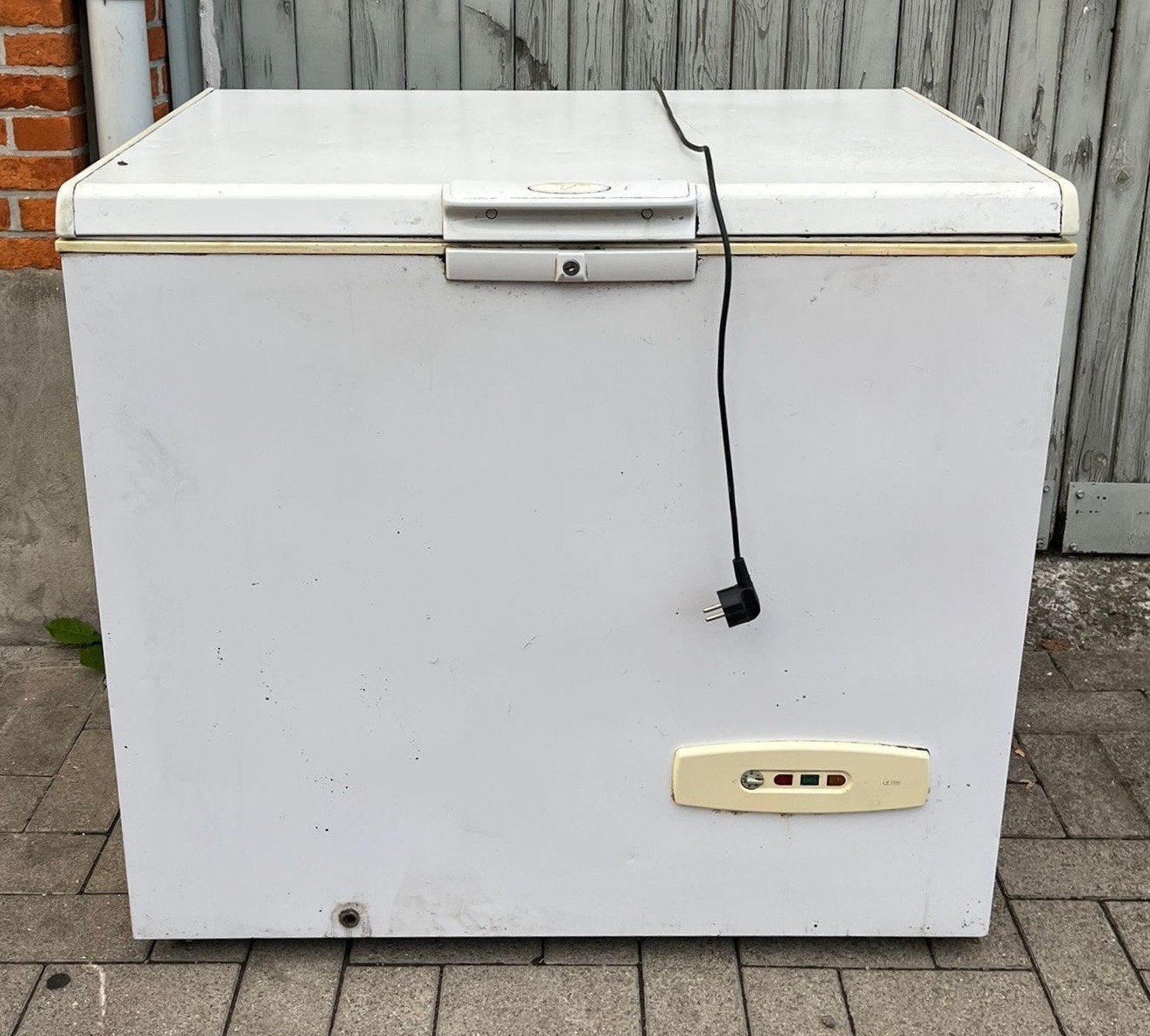 Dieovries whirlpool A+ 260Liter, Elektronische apparatuur, Vriezers en Diepvrieskisten, Ophalen of Verzenden