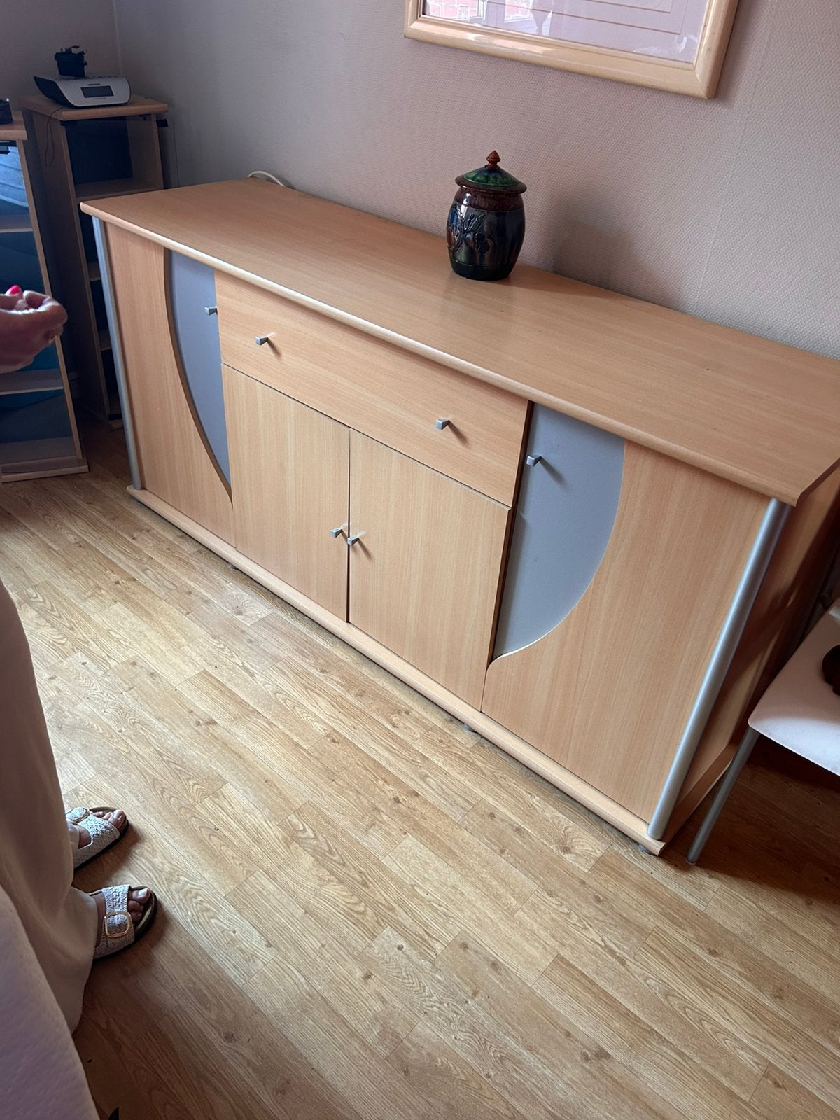 Dressoir, Ophalen