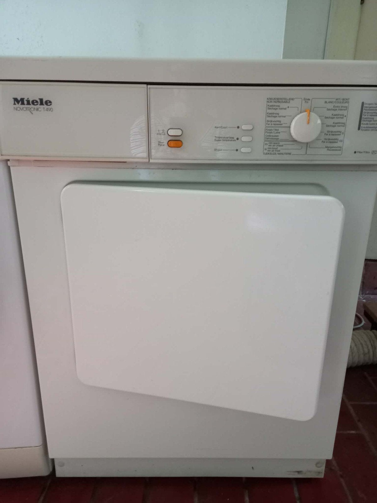 droogkast, Elektronische apparatuur, Ophalen