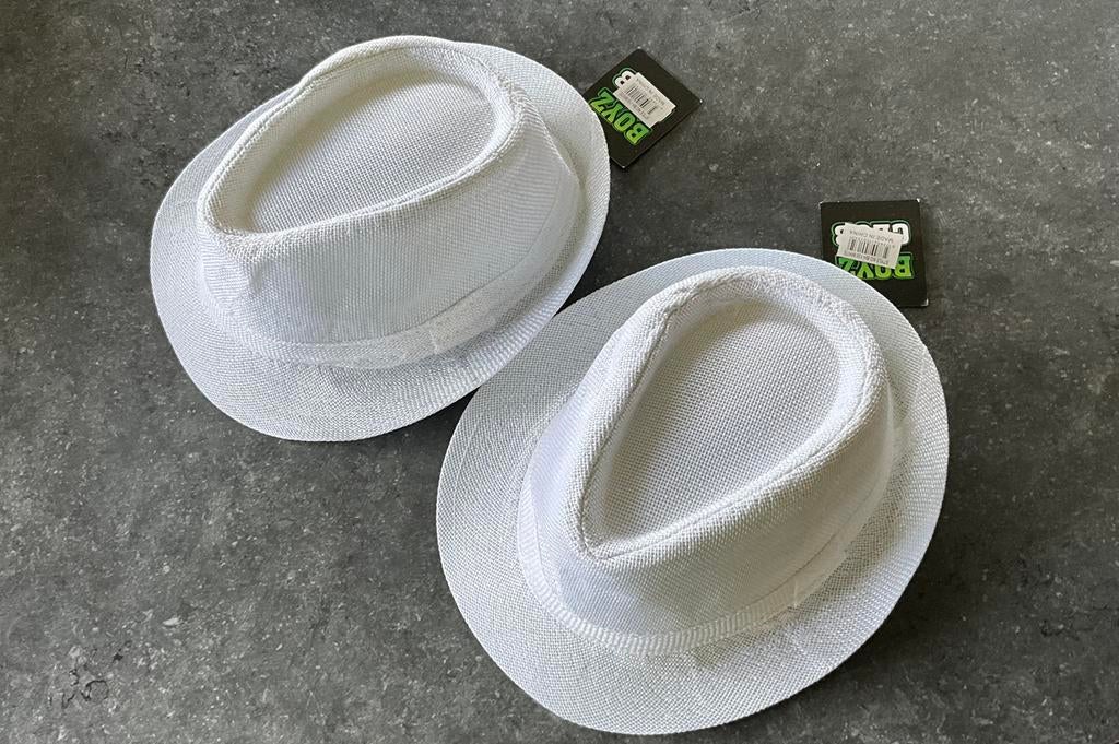 2 witte kinderhoedjes maat 50 en 52 – nieuw, Kinderen en Baby's, Kinderkleding | Petten en Hoeden, Ophalen of Verzenden, Nieuw