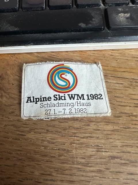 luciferdoos etiket label Alpine ski WM 1982, Gebruikt, Ophalen of Verzenden, Luciferdoosjes of -merken, Alpineski