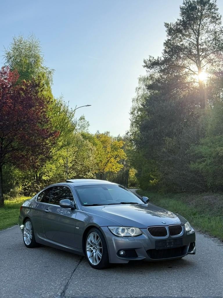 BMW 325D* 2012* AUT* M-PACKET* UNIEK STAAT**, Auto's, BMW, Particulier, 3 Reeks, Adaptieve lichten, Airbags, Airconditioning, Bluetooth