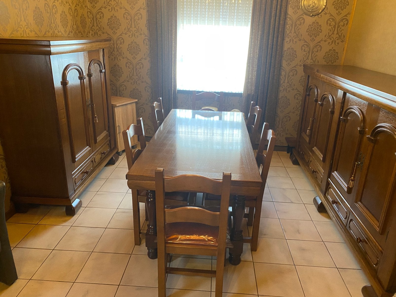 Eetkamer & slaapkamers & keukentafel met 4 stoelen., Maison & Meubles, Enlèvement