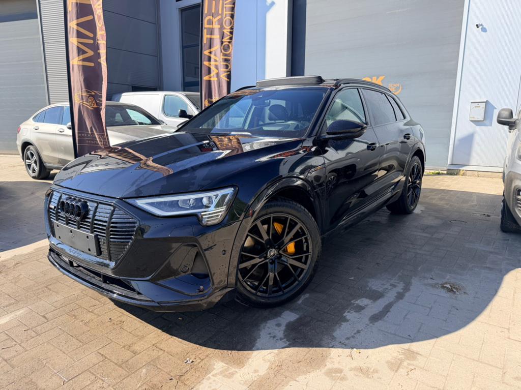 Audi e-tron Q8 model 55 S-Line, Auto's, Audi, Q8 e-tron, Vierwielaandrijving, Dealer onderhouden, Elektrisch