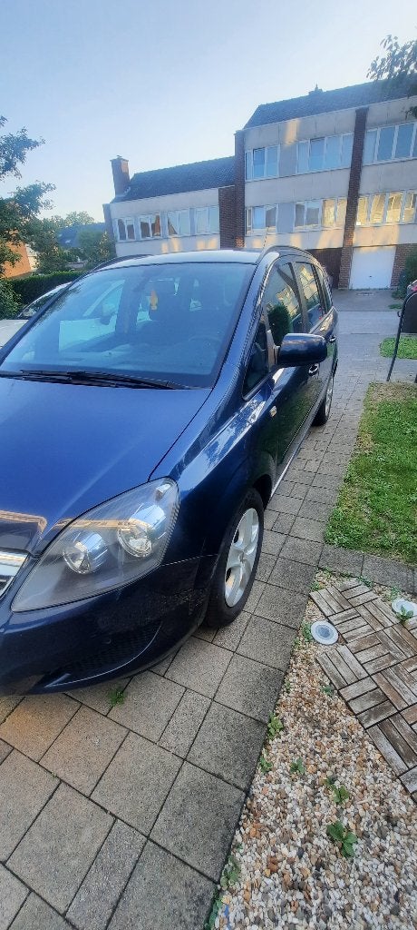 Opel, Autos, Euro 5, Achat, 7 places, Boîte manuelle