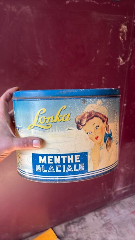 Lonka metalen blik, Verzamelen, Ophalen, Zo goed als nieuw