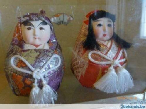 2 Japanse handgemaakte, porseleinen Daruma poppetjes+edelman, Enlèvement ou Envoi