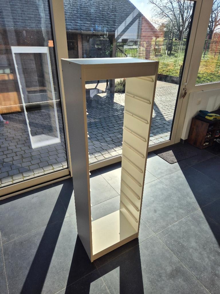Armoire Ikea Trofast, Maison & Meubles, Armoires | Commodes, Comme neuf, 100 à 150 cm, Moins de 50 cm, 25 à 50 cm, 5 tiroirs ou plus