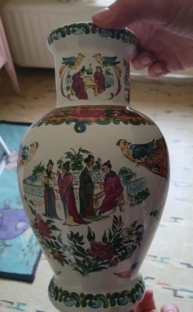 Vintage Chinese vaas famille Rose stijl, Antiquités & Art, Antiquités | Vases, Enlèvement