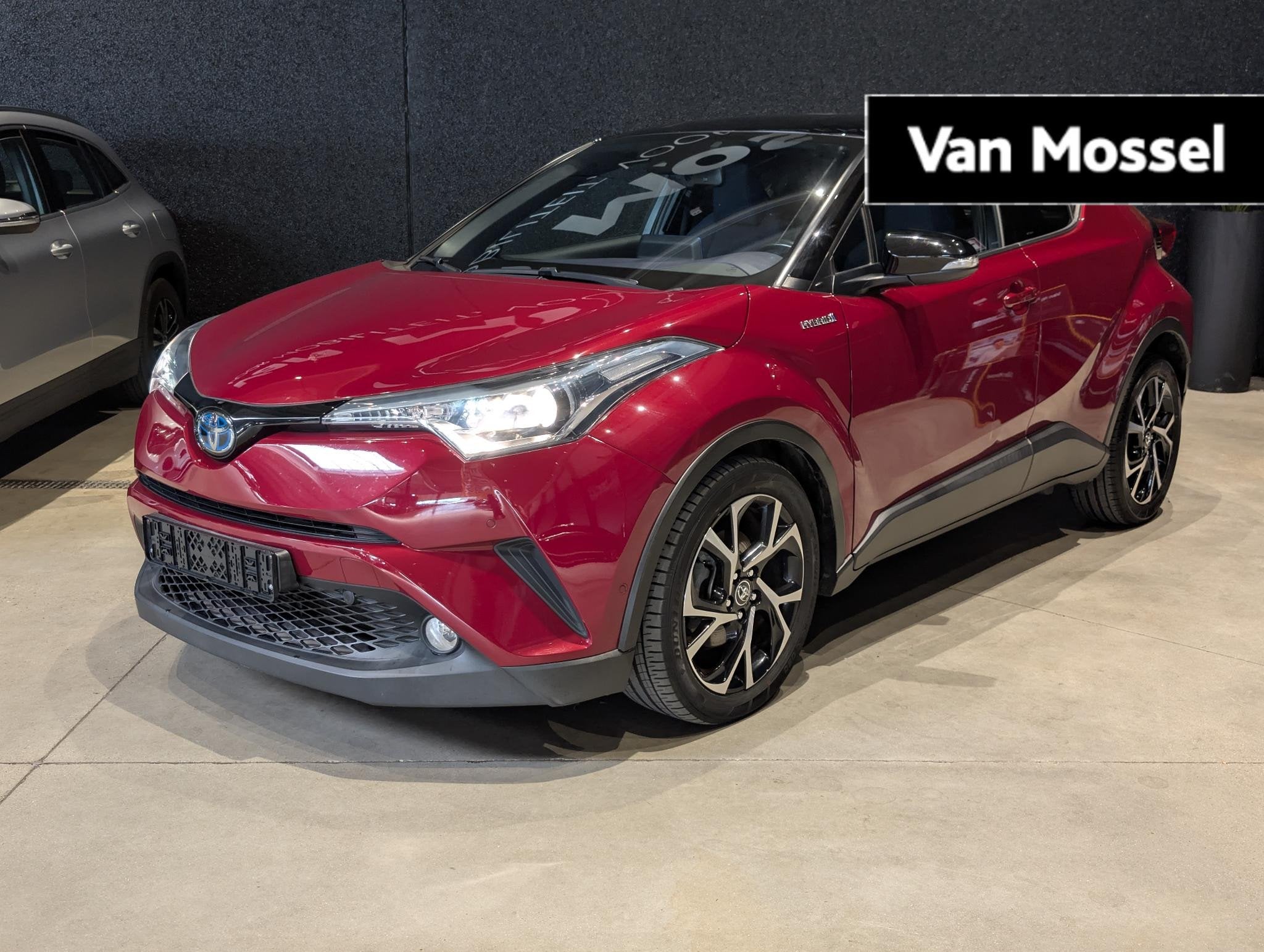 Toyota C-HR 1.8 VVT i-Hybrid C-Enter Aut. (automatique), Autos, Achat, 725 kg, Euro 6, Entreprise