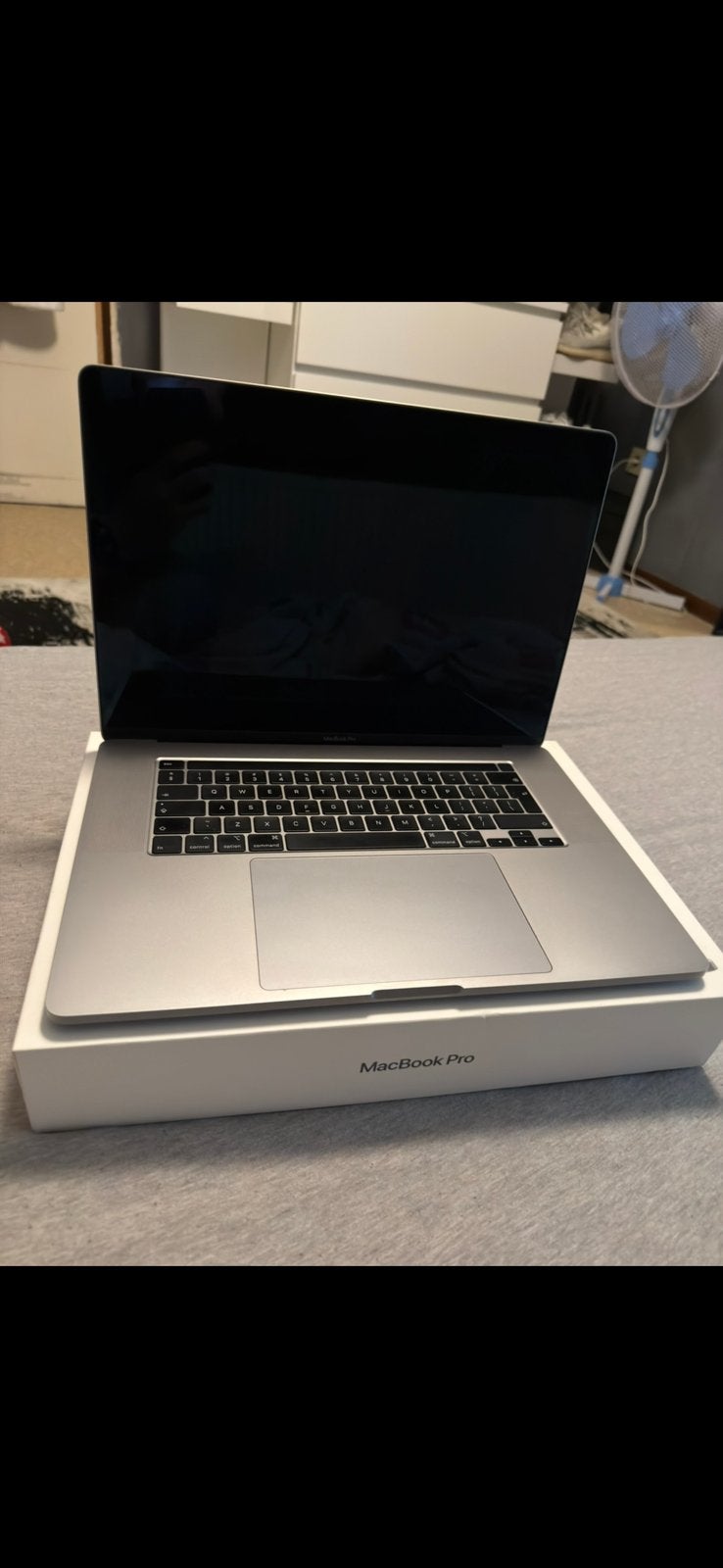 Apple macbook pro 2019, Computers en Software, 2 tot 3 Ghz, Qwerty, 512 GB, Zo goed als nieuw