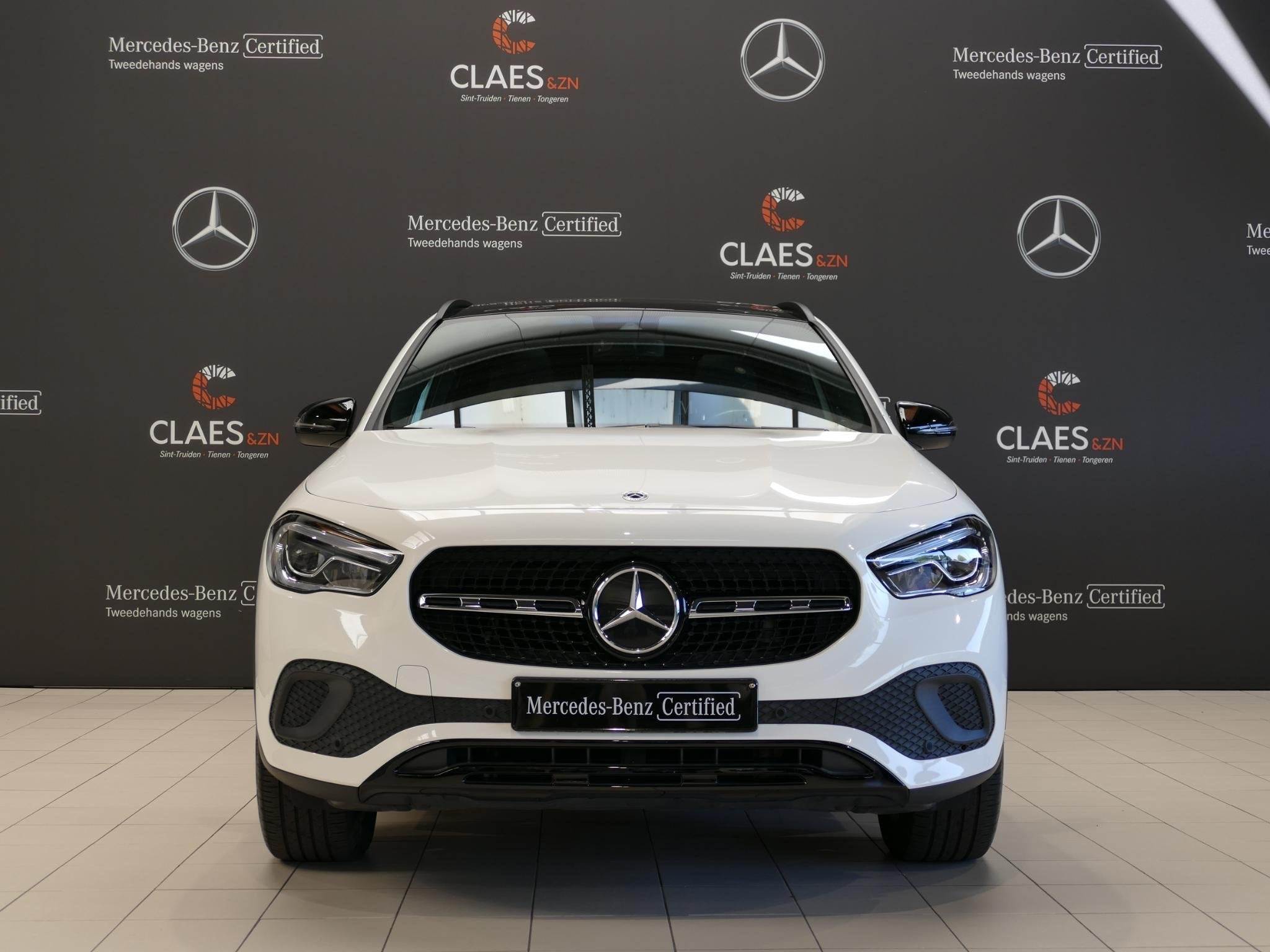 Mercedes-Benz GLA 180 Business Solution - DOS 8796, Auto's, Stof, Gebruikt, 4 cilinders, 136 pk