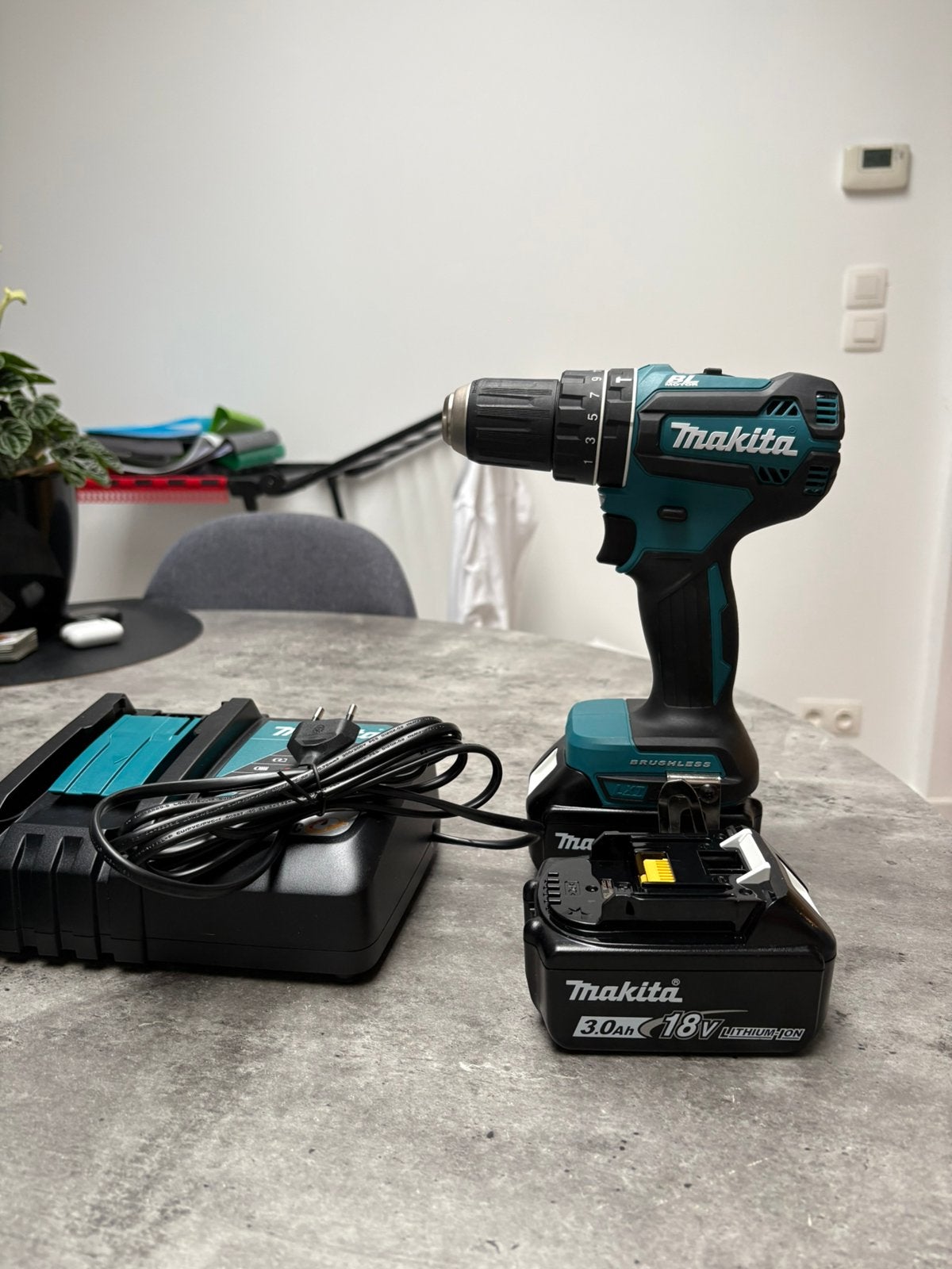 schroef/boor machine, Ophalen, Zo goed als nieuw, Boormachine