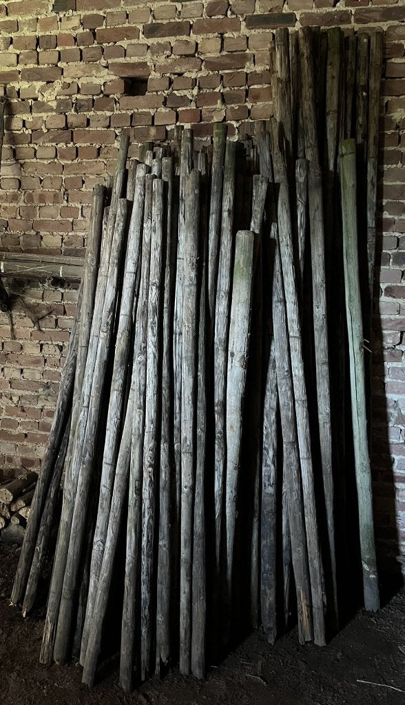 Partij afgebroken palen, Ophalen, Gebruikt, 180 tot 250 cm, Palen