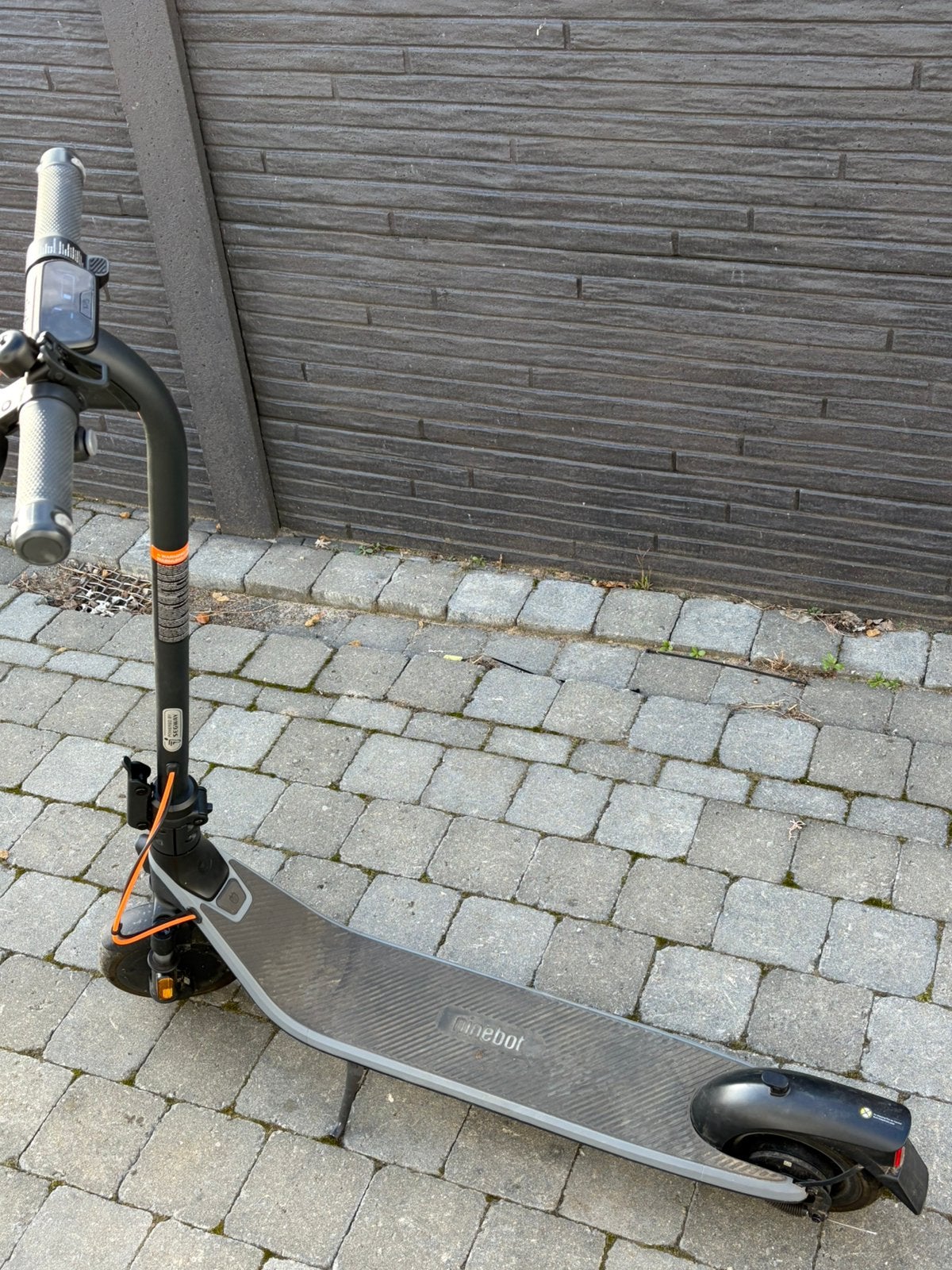 Ninebot E2 plus II, Fietsen en Brommers, Ophalen, Zo goed als nieuw, Elektrische step (E-scooter)
