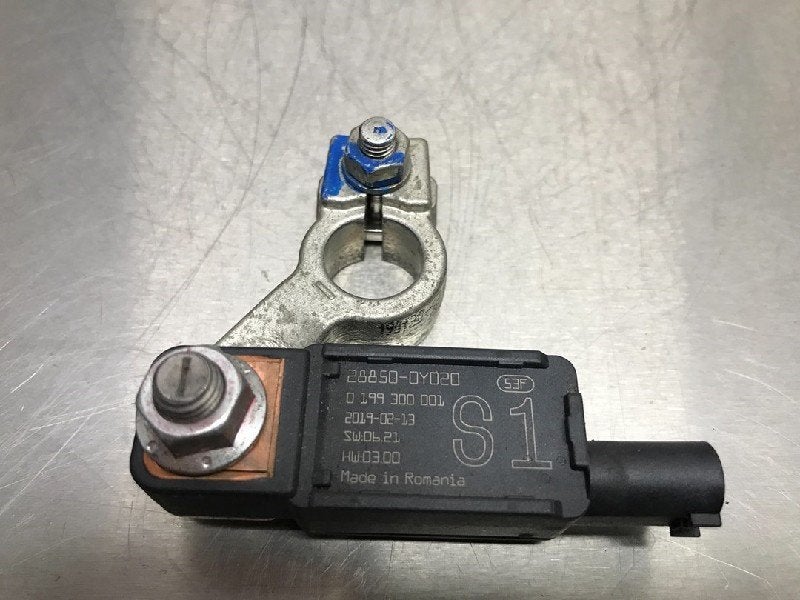 CAPTEUR DE BATTERIE Toyota C-HR (X1,X5) (|288500Y020|), Kundenbetreuung@toyota.de, Toyota, Utilisé, Toyota-Allee 2
50858  Köln, DE